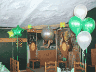 Globo pi�ata en el escenario